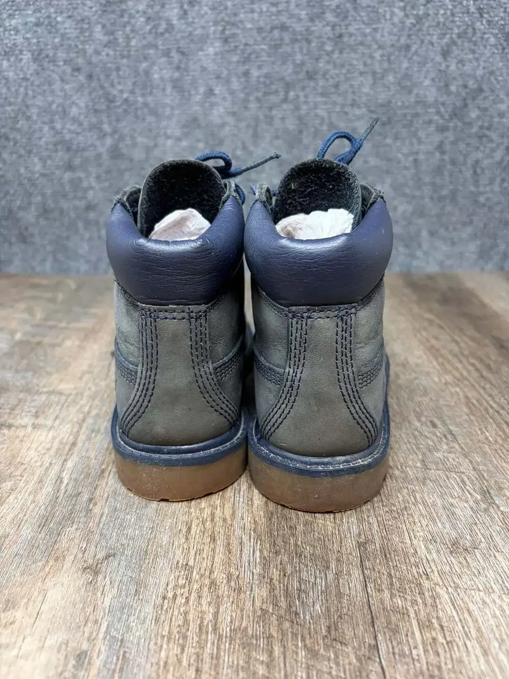 Timberland 6-Inch Premium Waterproof work Boots navy blue Nubuck Youth 12 GUC
